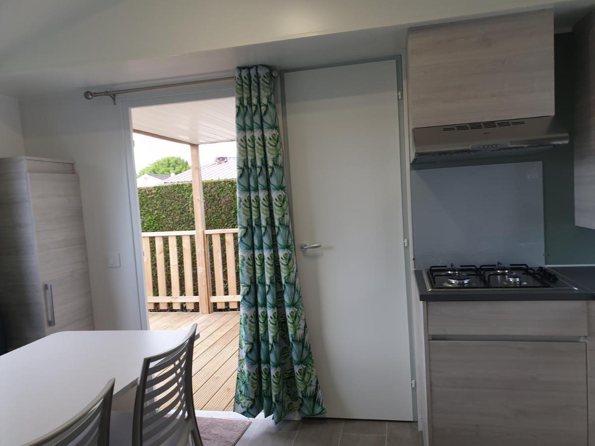 Le Clos Tranquille Hotell Gonneville-en-Auge Exteriör bild