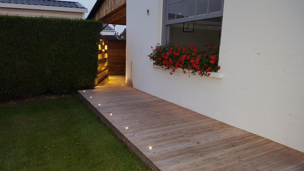 Le Clos Tranquille Hotell Gonneville-en-Auge Exteriör bild