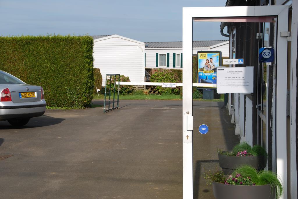 Le Clos Tranquille Hotell Gonneville-en-Auge Exteriör bild